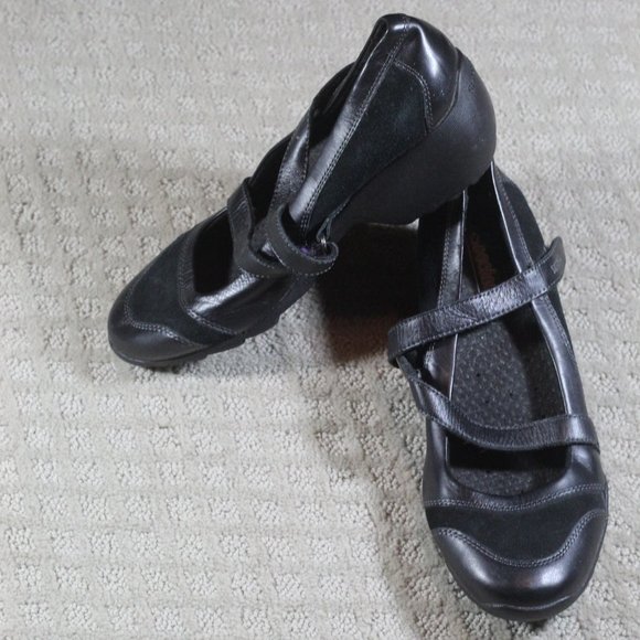 Sketchers Size 9 Black Step Ups Mary Jane Shoe - Picture 1 of 6